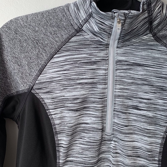 Avia | Half Zip Long Sleeve - Picture 3 of 6